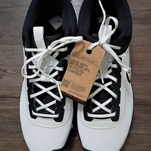 Nike Men's Air Diamond Varsity Turf Baseball Shoes size 16 NWT & Free CLEATS